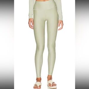ALO High-Waist Airlift Legging Limestone XXS- worn a couple times for event